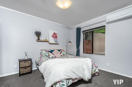 14D Phillip Street, Johnsonville - Photo 2