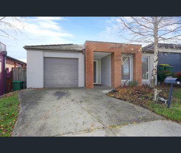 21 Kimberley Grove, Pakenham, Vic 3810 - Photo 4