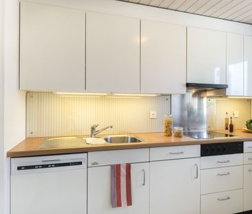Wohnung mit Parkettboden und schönem, besonnten Balkon - Foto 4