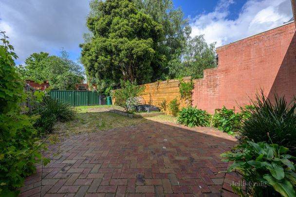 270 Barkly Street, Fitzroy North VIC 3068 - House For Rent | Domain - Photo 1