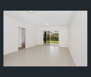 TWO BEDROOM UNIT WITH LARGE COURTYARD - Photo 4