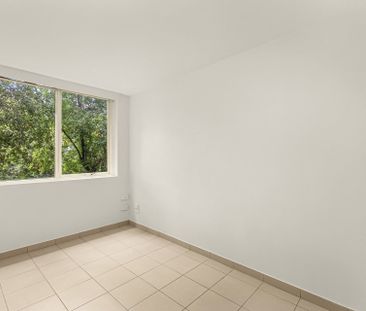 Open Plan Studio Apartment - Photo 3