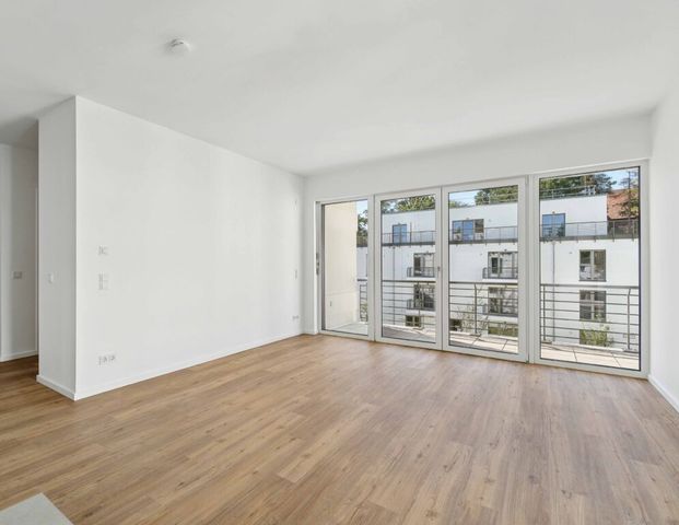 Grün, großzügig, geborgen – 4-Zimmer-Familienwohnung mit Terrasse in Dahlem - Photo 1