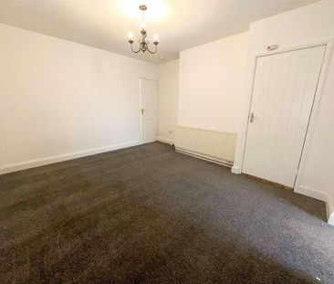 Oldgate Lane, Thrybergh, Rotherham, S65 - Photo 3