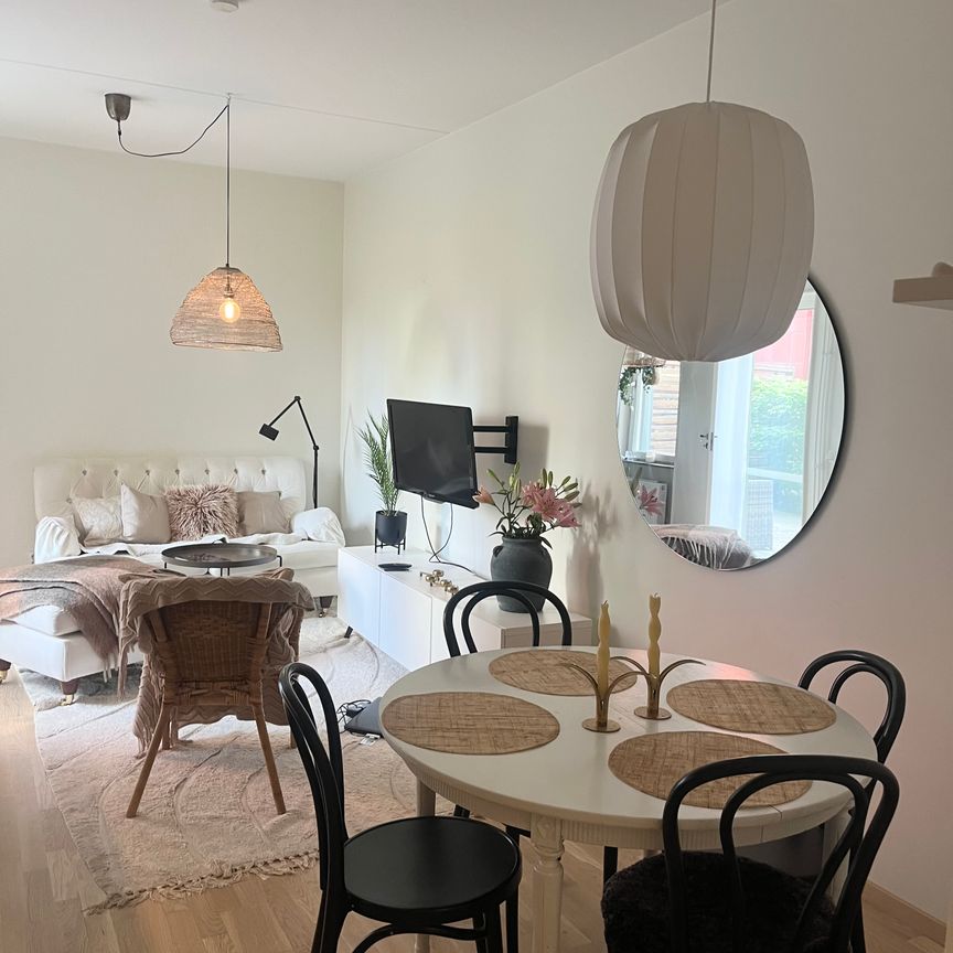 Frestavägen, Sollentuna - Photo 1