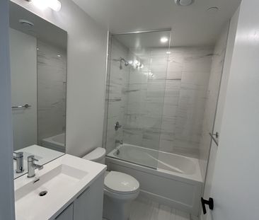 For Lease - 8 Interchange Way Unit# 2102, Vaughan, Ontario - Photo 6
