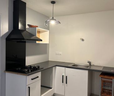 Location Appartement 2 pièces 53m² - Photo 3