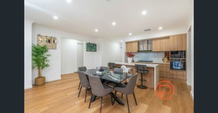 Stunning Three Bedroom Home in Serene Comminity of Riverlea Park - Photo 4