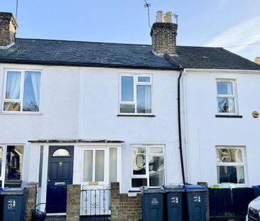 2 bedroom terraced house to rent - Photo 1