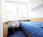 Student double bedroom London! Suitab... - Photo 1