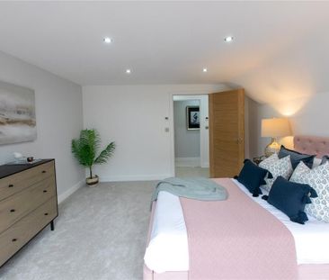 2 bedroom penthouse to rent - Photo 4