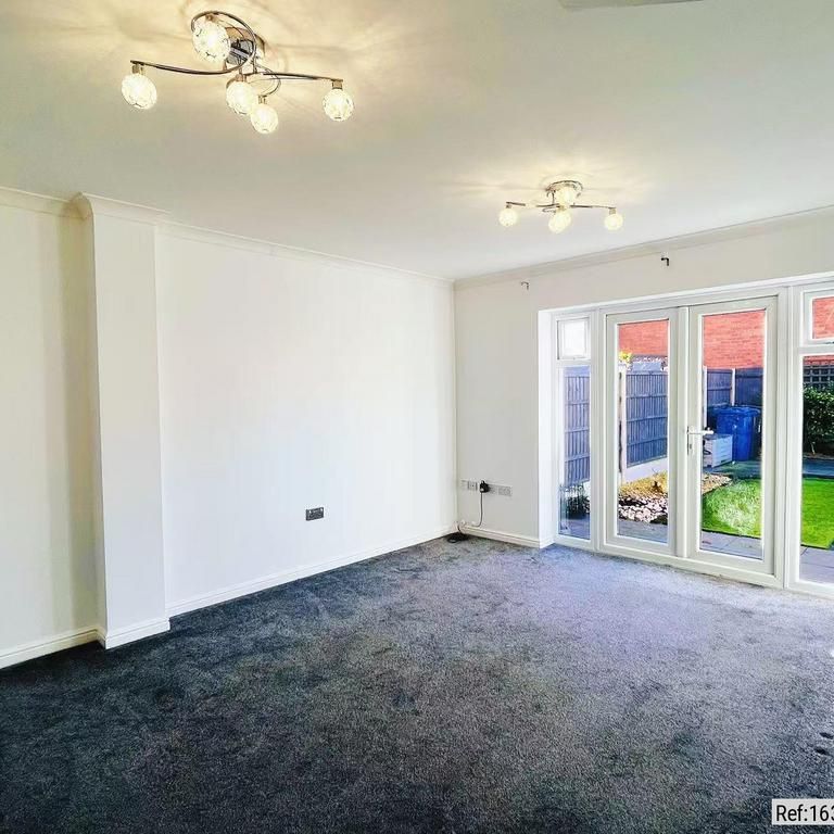 3 bedroom terraced house to rent - Photo 1