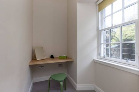 York Place, New Town, Edinburgh - Photo 2