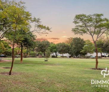 “Spectacular Split Level Home” - Photo 4