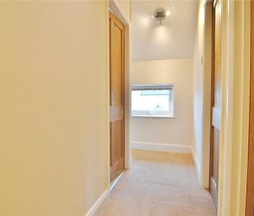 4 bedroom semi-detached house to rent - Photo 2