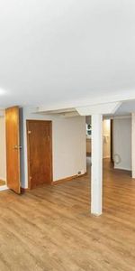 Newly renovated 2 bedroom basement suite. Pets welcome! - Photo 3