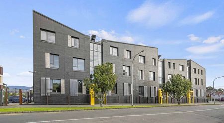 Fully Furnished 2-Bedroom Apartment for Rent in Avondale, Auckland - Photo 3