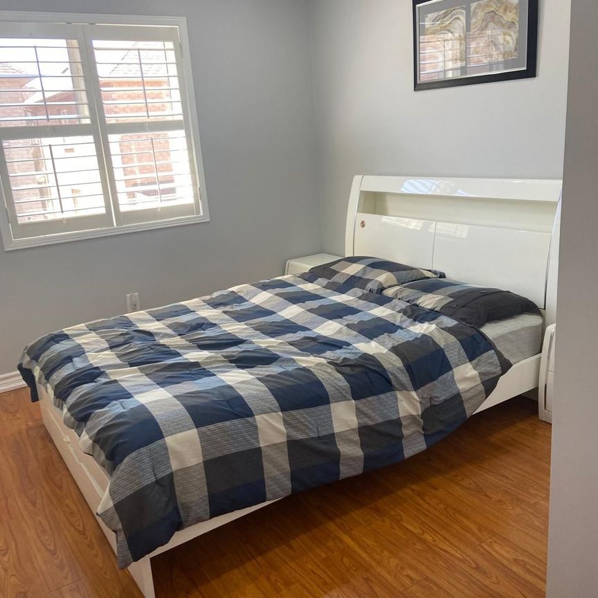 For Lease - 5 Marbleseed Crescent, Brampton, Ontario - Photo 1