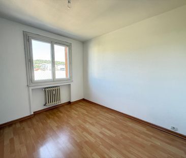Location Appartement 3 pièces 56m² - Photo 2