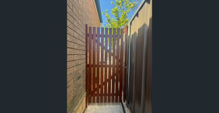 Brand New 2 Bedroom Granny Flat with Undercover Deck - Photo 2