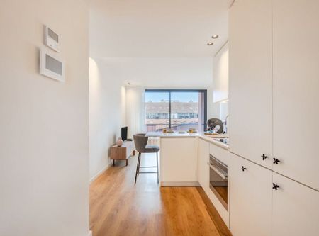 Rua de Santos Pousada, Porto, Braga 4000-484 - Photo 4