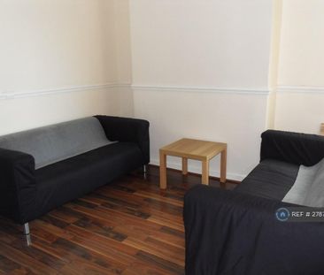 3 bedroom terraced house to rent - Photo 2