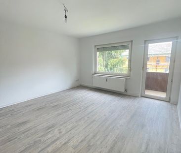 Wir schenken Ihnen 2 Kaltmieten zum Einzug*Modernisierte 3 Zimmer W... - Photo 3