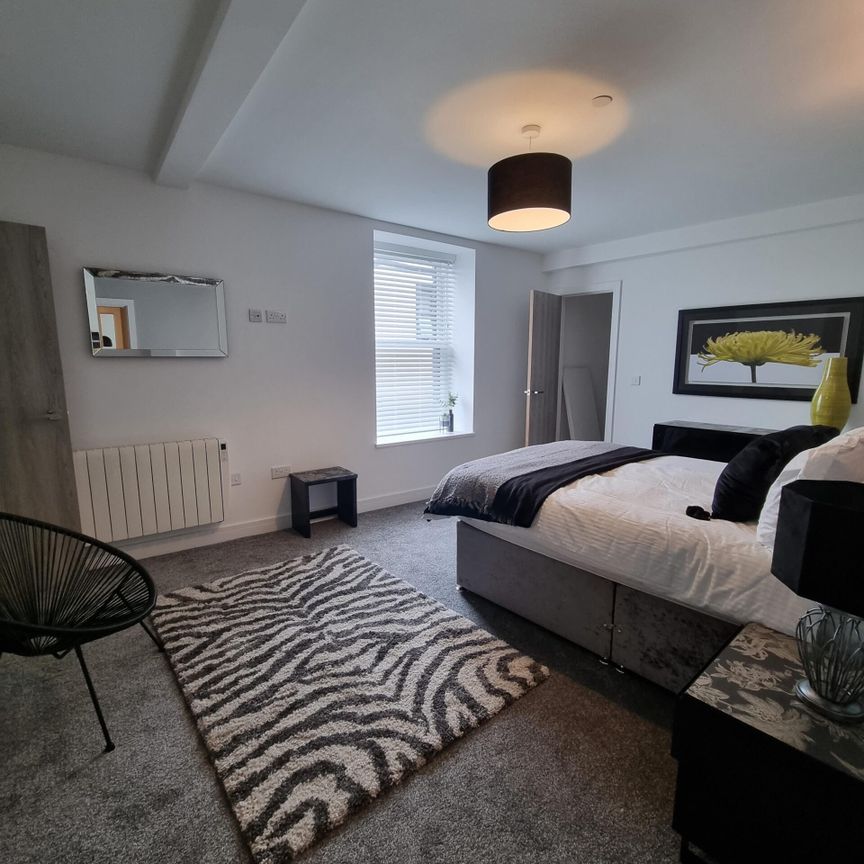 Castle View Court, Newport - Photo 1