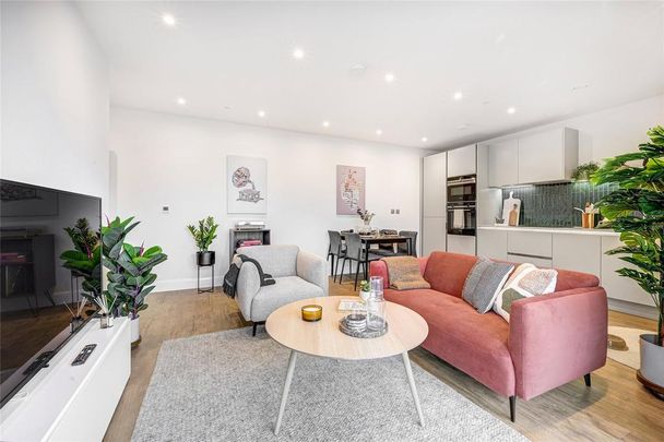 3 bedroom apartment to rent - Photo 1