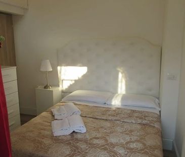 Via dei Martiri del Popolo, Florence, Tuscany 50122 - Photo 3