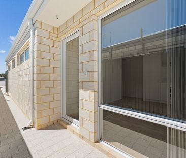 Fresh, Stylish, and Ready to Move In - Photo 4