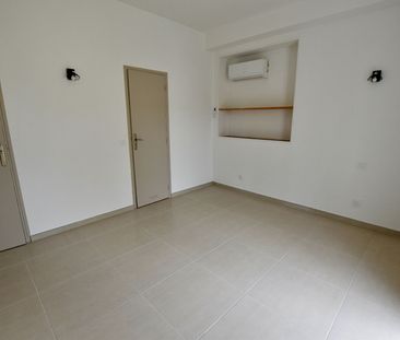 Appartement T2 - 42 m2 avec terrasse, - Photo 3