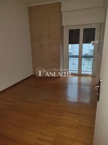 Ενοικίαση κατοικίας, 50 τ.μ., Αθήνα, 600 € - Photo 3