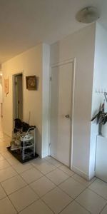 562 - four bedrooms ground floor unit for rent - Photo 4