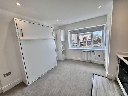 Studio to rent - Photo 3