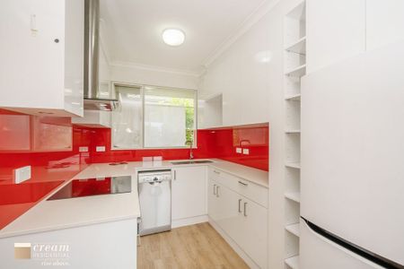 5/4 Nuyts Street, Red Hill ACT 2603 - House For Rent | Domain - Photo 5
