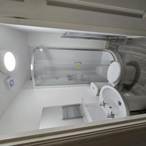 1 bedroom in a house share to rent - Photo 3