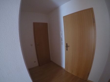 schöne 2-Raum Dachgeschosswohnung in Geras Zentrum - Photo 2