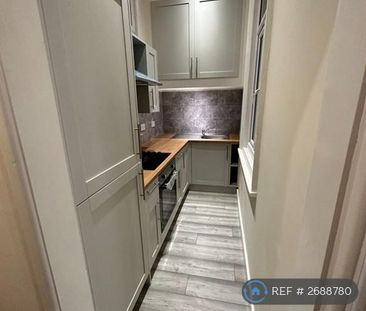 1 bedroom flat to rent - Photo 6