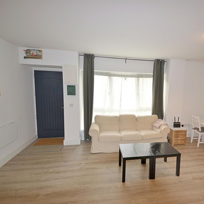 Room for rent, Herberton Road (Dublin, Ireland) - Photo 1