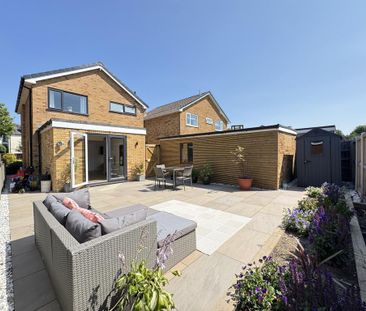 3 bedroom detached house to rent - Photo 3