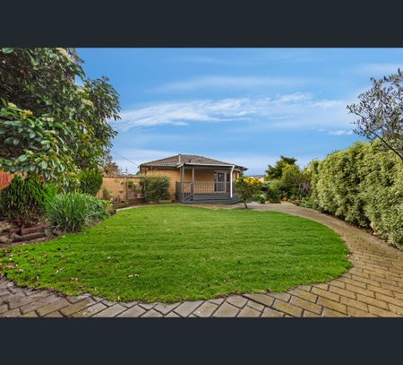 2 Como Court, Thomastown, Vic 3074 - Photo 3