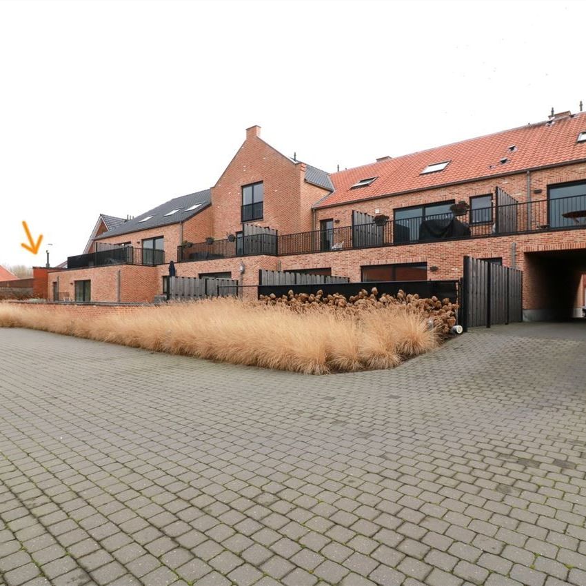 Gelijkvloers app., nieuwbouw, 1 slpk, autostaanplaats - Photo 1