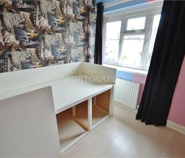 3 bedroom detached house to rent - Photo 3