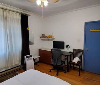 Cozy room for rent in downtown Toronto - Photo 3