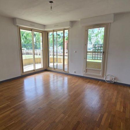 Location Appartement 2 Pièces 53 m² - Photo 1