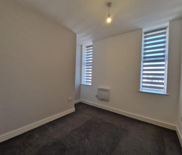 Bradshawgate, Leigh, Wigan, Wigan WN7, London - Photo 1