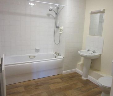 1 bedroom flat to rent - Photo 6