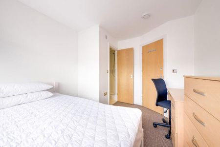 6 bedroom house to rent - Photo 5