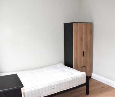 5 bedroom terraced house to rent - Photo 6